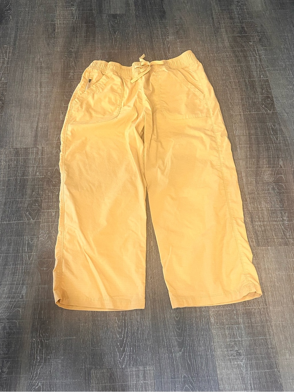 Title Nine Scout Yellow Ankle Pants Size Large